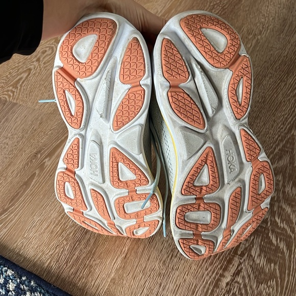 Hoka running shoes - Picture 6 of 7